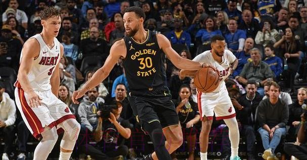 库里19+11巴特勒17分 勇士击败热火4连胜